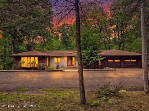 1586 Sullivan Trl, Tannersville, PA 18372