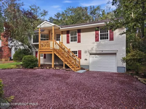60 Tallwood Dr, Albrightsville, PA 18210