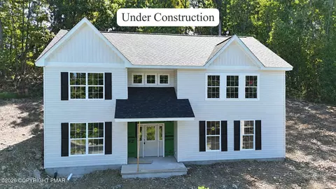 326 Reagan Dr, East Stroudsburg, PA 18301