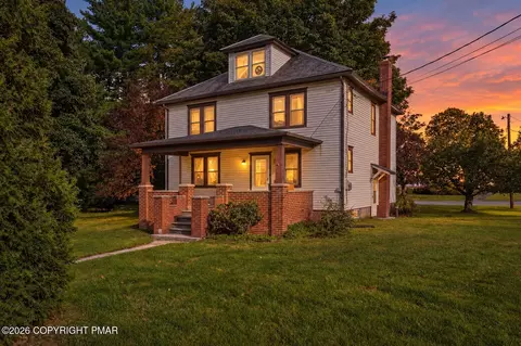 116 Corner Rd, Gilbert, PA 18331