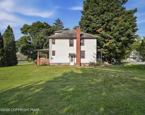 Exterior - 116 Corner Rd, Gilbert, PA 18331 photo 3 of 4