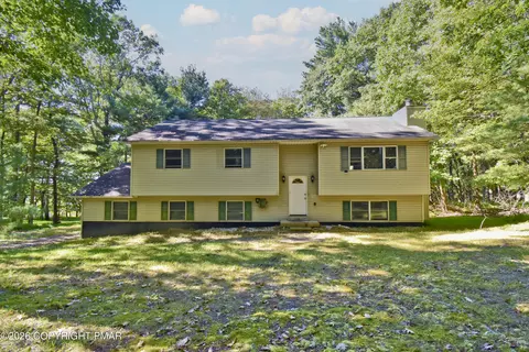 532 Pheasant Rd, Saylorsburg, PA 18353
