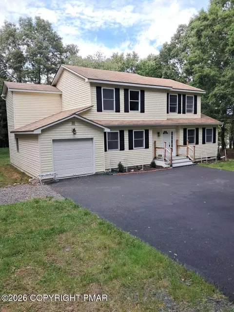 32 Sekani Trl, Albrightsville, PA 18210