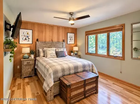 Bedroom - 2120 Apley Dr, Bushkill, PA 18324 photo 1 of 3