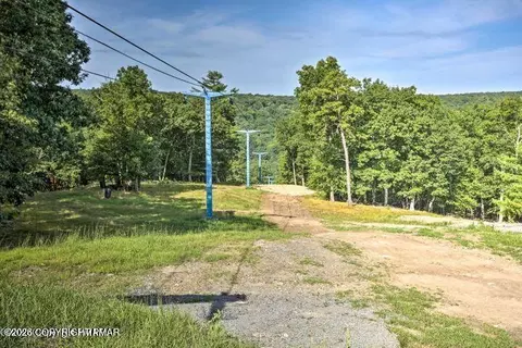 Exterior - 2120 Apley Dr, Bushkill, PA 18324 photo 20 of 21