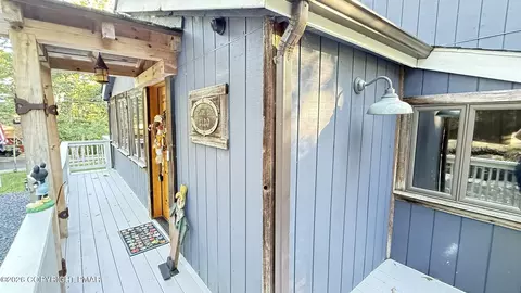 Exterior - 2120 Apley Dr, Bushkill, PA 18324 photo 12 of 21