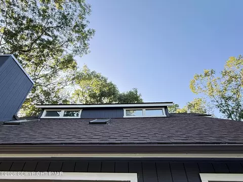 Exterior - 2120 Apley Dr, Bushkill, PA 18324 photo 7 of 21