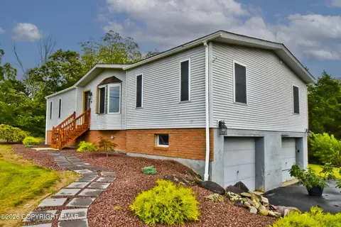 316 Poplar Valley Rd W, Stroudsburg, PA 18360