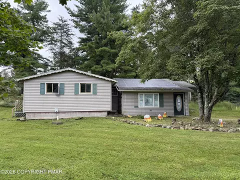 122 Horseshoe Ln, Lehighton, PA 18235