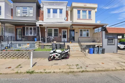 203 Widener St, Philadelphia, PA 19120