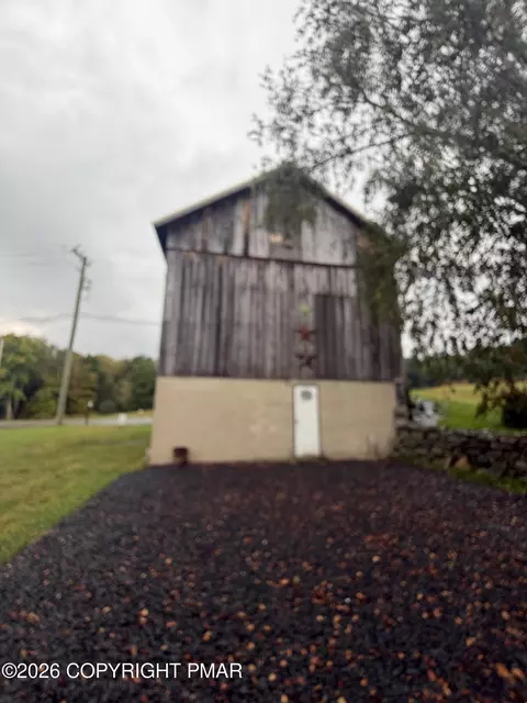 Exterior - 458 Briscoe Mountain Rd, Dingmans Ferry, PA 18328 photo 3 of 12