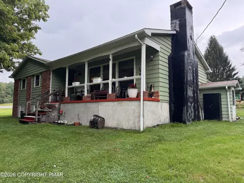 Exterior - 458 Briscoe Mountain Rd, Dingmans Ferry, PA 18328 photo 7 of 12