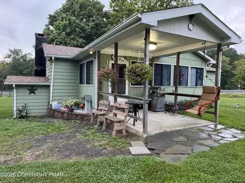 Exterior - 458 Briscoe Mountain Rd, Dingmans Ferry, PA 18328 photo 6 of 12