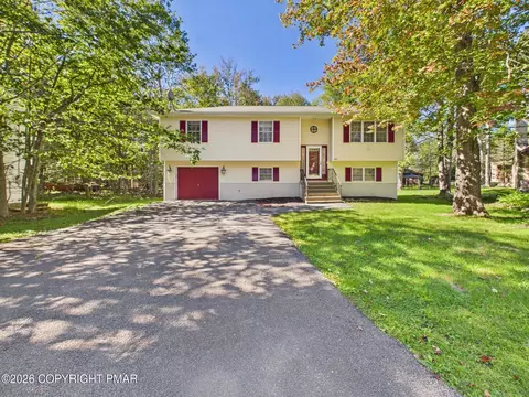 5064 Carol Ter, Tobyhanna, PA 18466