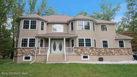 237 Footprint Rd, East Stroudsburg, PA 18302