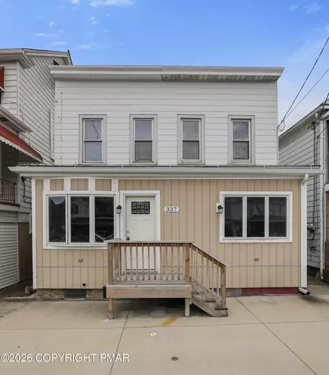 337 W Catawissa St, Nesquehoning, PA 18240