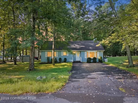 12031 Maplewood Dr, East Stroudsburg, PA 18302