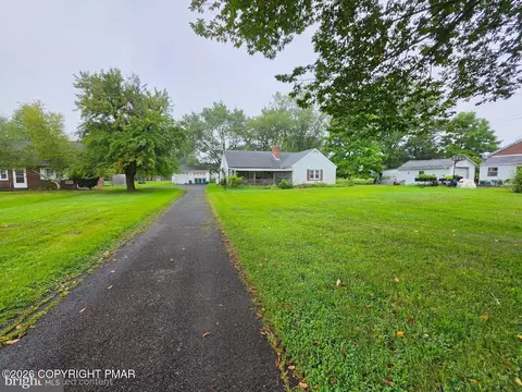 1318 Clymer Rd, Hatfield, PA 19440