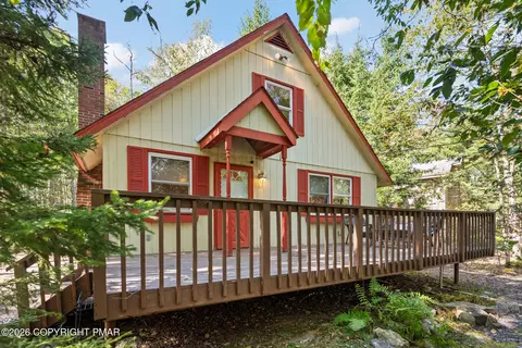5537 Fox Rd, Pocono Pines, PA 18350