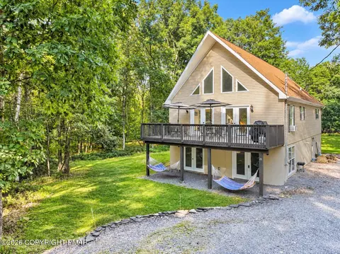 28 Pope Ln, Albrightsville, PA 18210