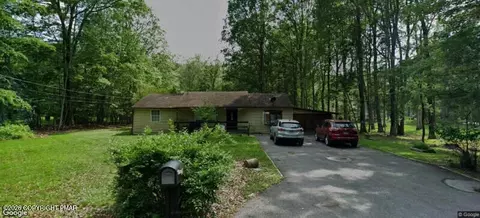 25 Beechwood Ln, East Stroudsburg, PA 18301