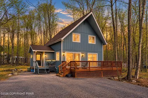 113 Gross Dr, Pocono Pines, PA 18350