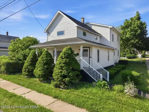 1727 Bulwer St, Scranton, PA 18504