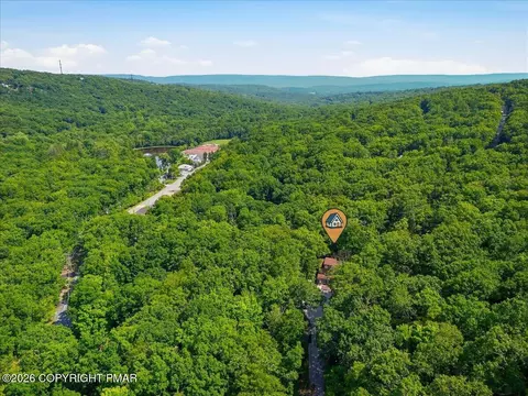 View/Area - 3130 Delaware Cir, Bushkill, PA 18324 photo 1 of 1