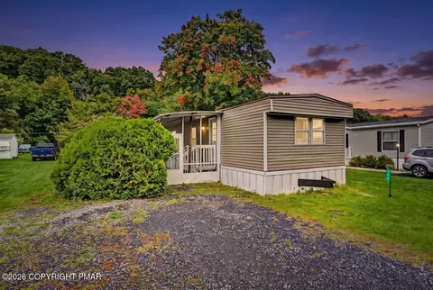 338 Upper Pmhe Dr S, East Stroudsburg, PA 18302
