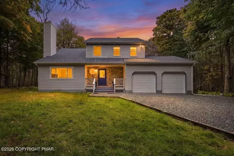 1018 Valley Rd, Newfoundland, PA 18445