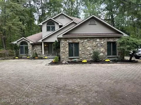 229 Kromer Rd, Wind Gap, PA 18091