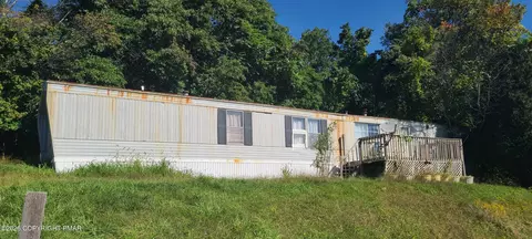 126 Paul Ter, Scotrun, PA 18355