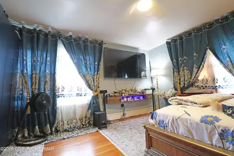 Bedroom - 111 Oakley Rd, Darby, PA 19082 photo 10 of 10