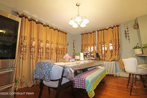 Dining - 111 Oakley Rd, Darby, PA 19082 photo 2 of 5