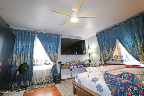 Bedroom - 111 Oakley Rd, Darby, PA 19082 photo 9 of 10