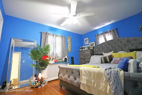 Bedroom - 111 Oakley Rd, Darby, PA 19082 photo 6 of 10