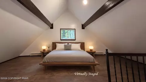Bedroom - 1095 Deer Run E, Bushkill, PA 18324 photo 3 of 3
