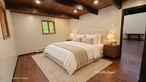 Bedroom - 1095 Deer Run E, Bushkill, PA 18324 photo 1 of 3