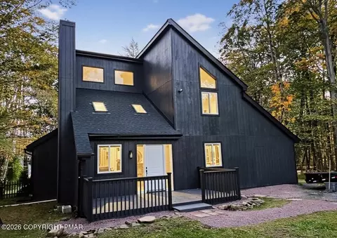 6361 Cherokee Trl, Tobyhanna, PA 18466