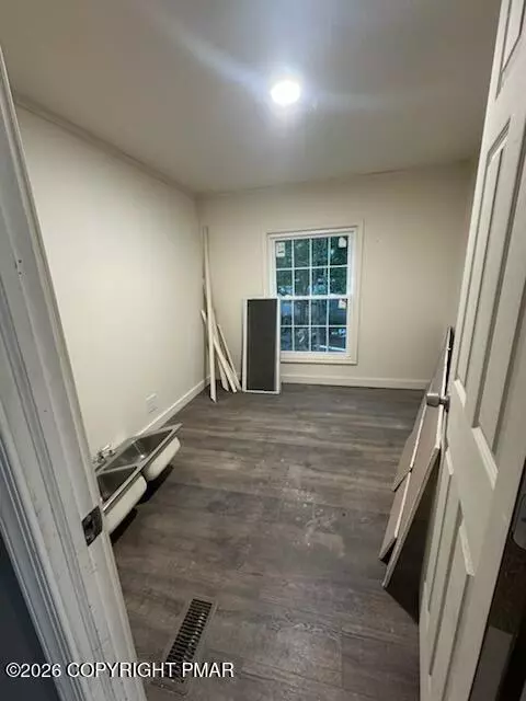 4 Cherry Tree Ln, Effort, PA 18330 photo 7