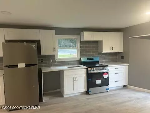 4 Cherry Tree Ln, Effort, PA 18330 photo 4