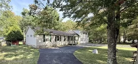 45 Foothill Rd, Albrightsville, PA 18210