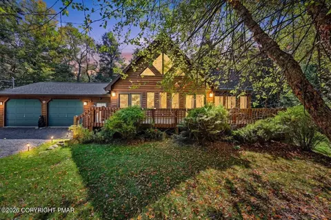 2354 Forest Dr W, Pocono Lake, PA 18347