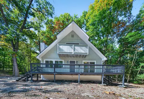 148 Inverhouse Rd, Henryville, PA 18332