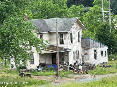 47 Batterson Ln, Troy, PA 16947