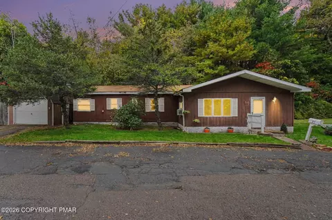 37 Back St, Mahanoy City, PA 17948