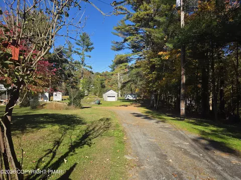 Exterior - 111 Garris Pl, Bushkill, PA 18324 photo 12 of 12