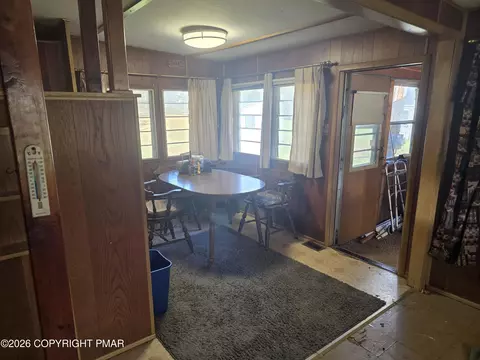 Dining - 111 Garris Pl, Bushkill, PA 18324 photo 1 of 1