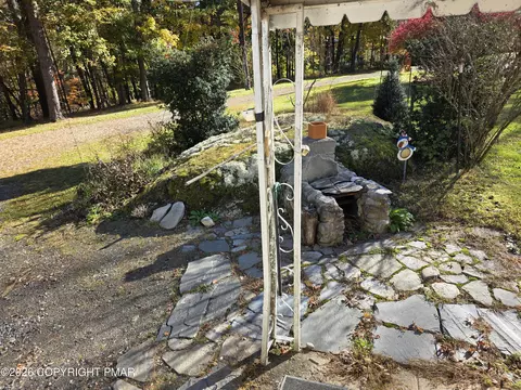 Exterior - 111 Garris Pl, Bushkill, PA 18324 photo 8 of 12