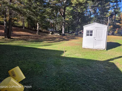 Exterior - 111 Garris Pl, Bushkill, PA 18324 photo 5 of 12